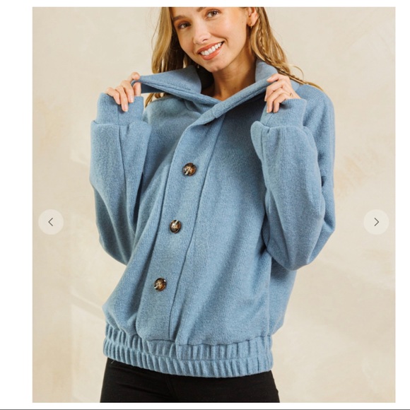 18 Boho Fabulous Wide Collar Front Button Pullover - Picture 5 of 7